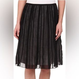 Nic & Zoe pleated knee length skirt size 10